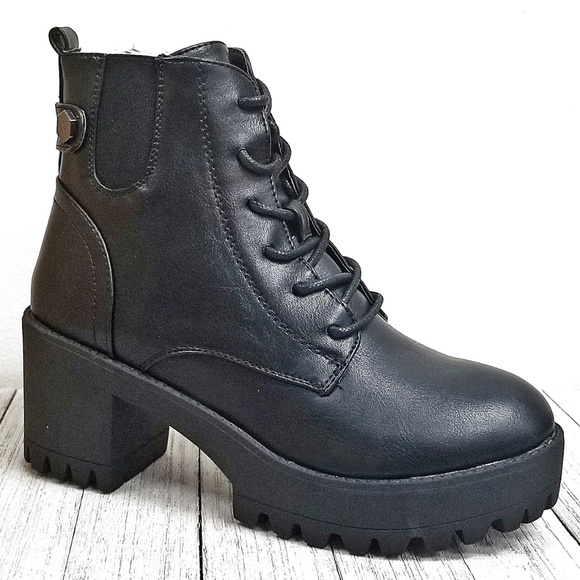 New Black Lace Up Combat Lug Ankle Boots Booties - Picture 2 of 4